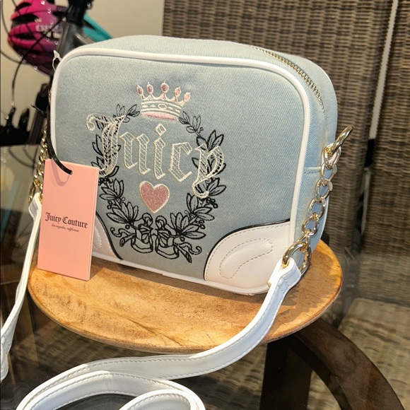 Juicy Couture Light Washed Blue Denim and White Heritage Crossbody Bag - Picture 3 of 6